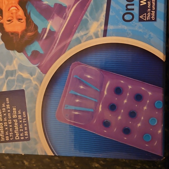 H2O GO! Purple Beach Bed Lounge - Picture 2 of 2